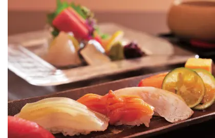 料亭のカウンターの様子